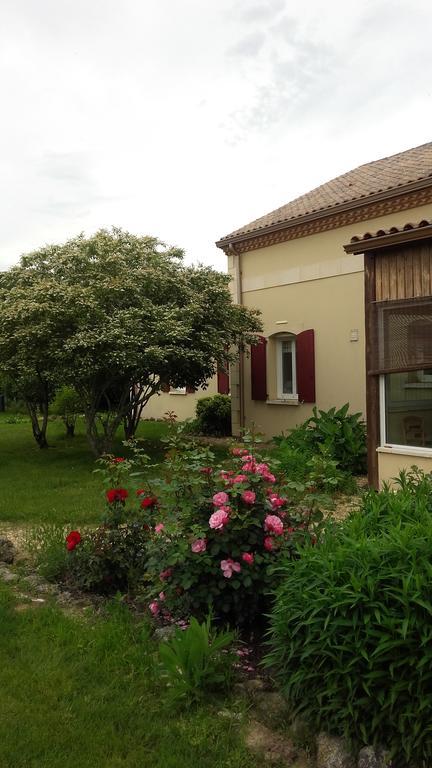 Maison D'Hotes Afrika Du Queyroux Ginestet Kültér fotó